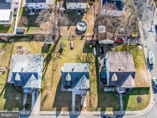 303 OXFORD DR, Glen Burnie, MD 21061