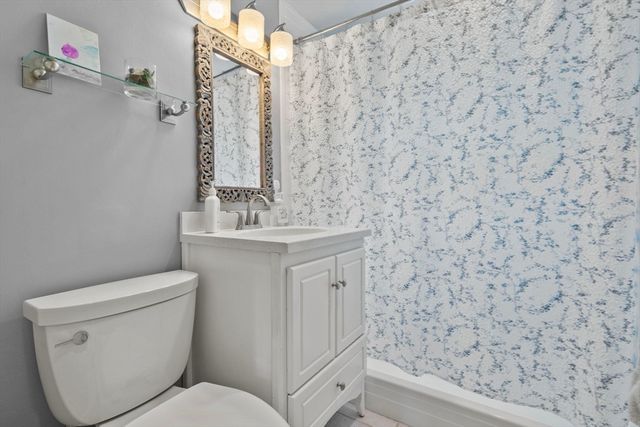 2 Sonrel St, Woburn, MA 01801