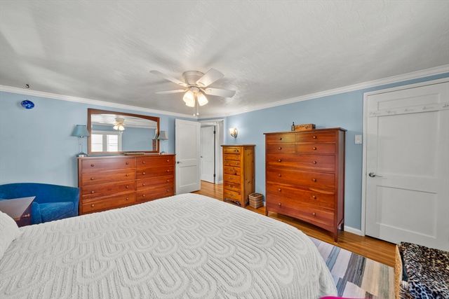 2 Sonrel St, Woburn, MA 01801