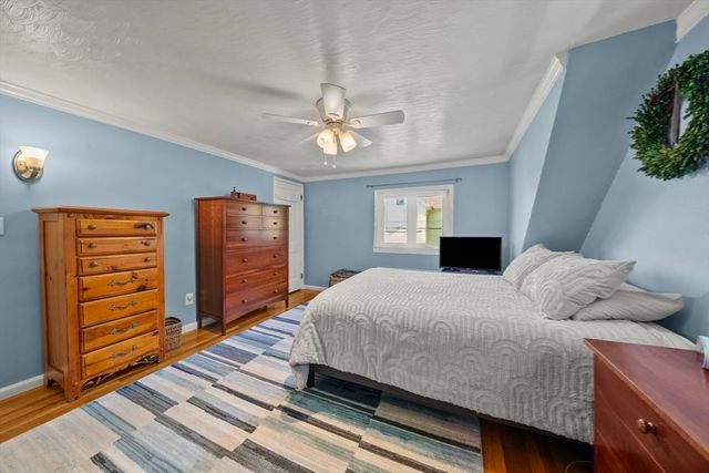 2 Sonrel St, Woburn, MA 01801