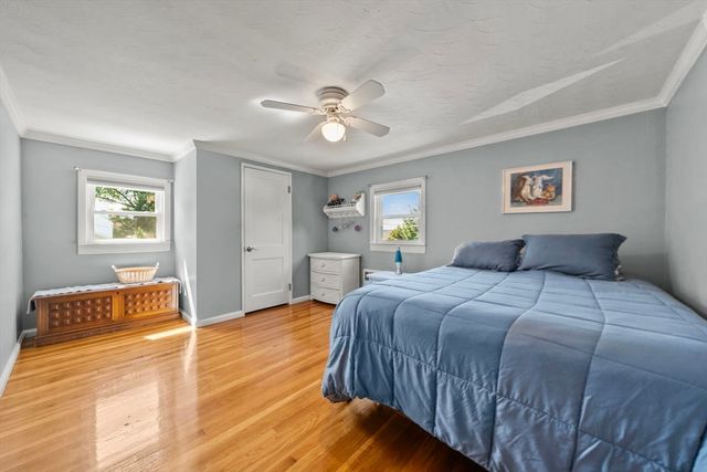 2 Sonrel St, Woburn, MA 01801