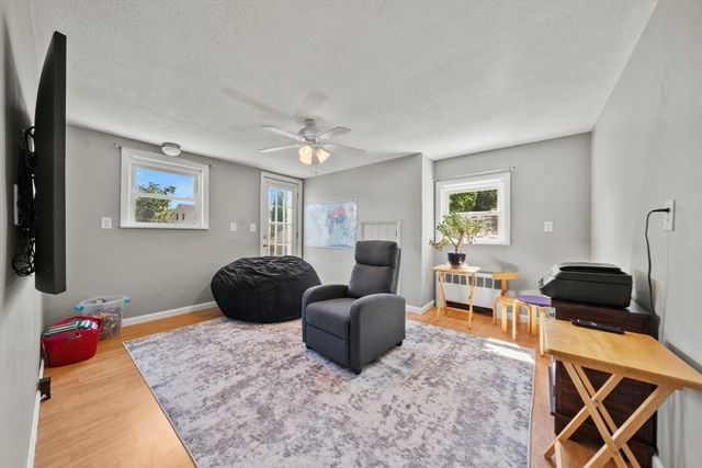 2 Sonrel St, Woburn, MA 01801