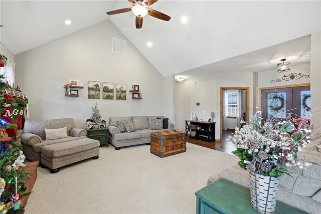 22 Bandy Drive, Holiday Island, AR 72631