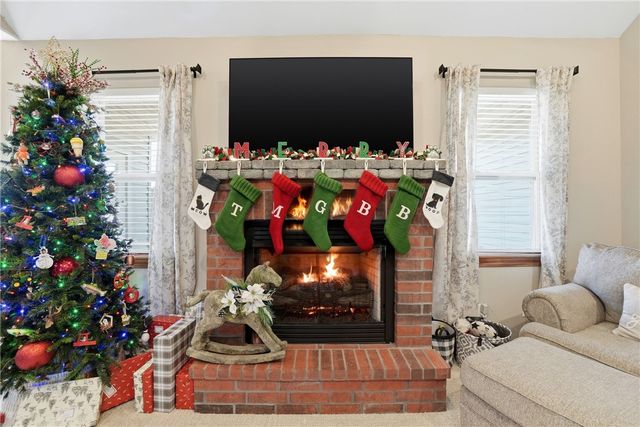 22 Bandy Drive, Holiday Island, AR 72631