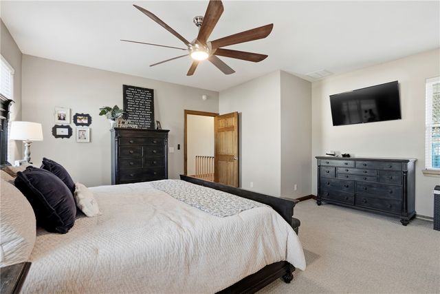 22 Bandy Drive, Holiday Island, AR 72631