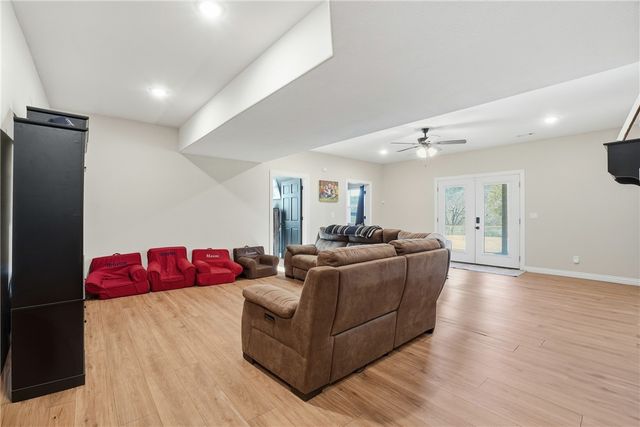 22 Bandy Drive, Holiday Island, AR 72631