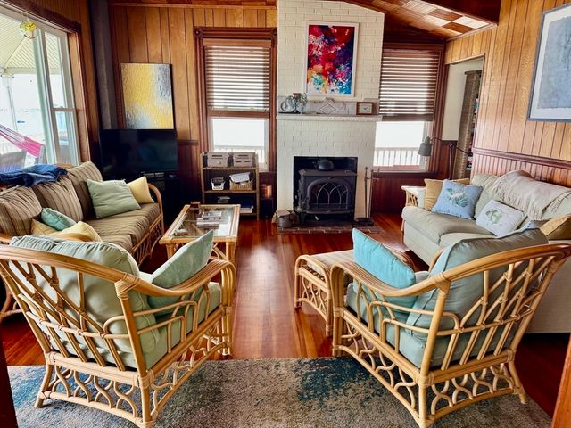 30 Sunset Avenue Sept-May 31 winter, Hull, MA 02045