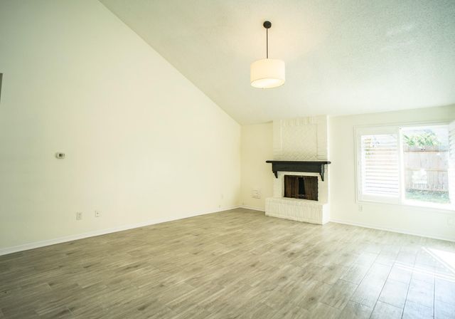 1923 Vinces Bridge Street, Sugar Land, TX 77478