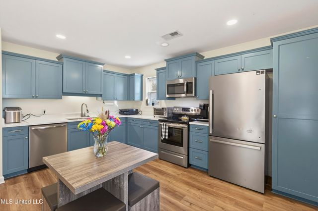 10756 Linohau Way, Diamondhead, MS 39525