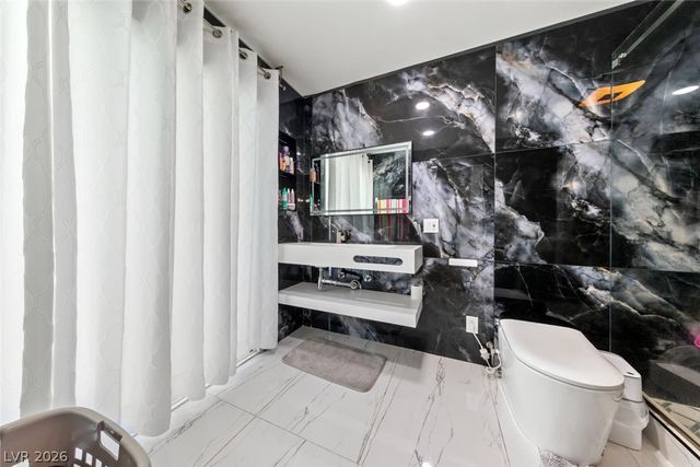 3969 Sorrento Way, Las Vegas, NV 89121