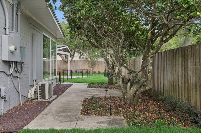 400 W TROTTERS DRIVE, Maitland, FL 32751