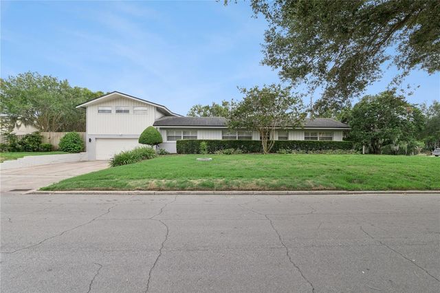 400 W TROTTERS DRIVE, Maitland, FL 32751