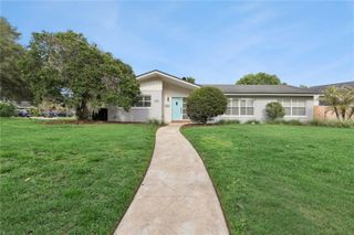 400 W TROTTERS DRIVE, Maitland, FL 32751
