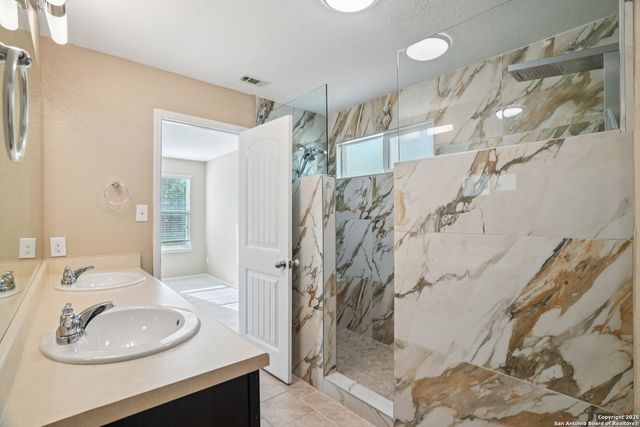1814 London Blue, San Antonio, TX 78245