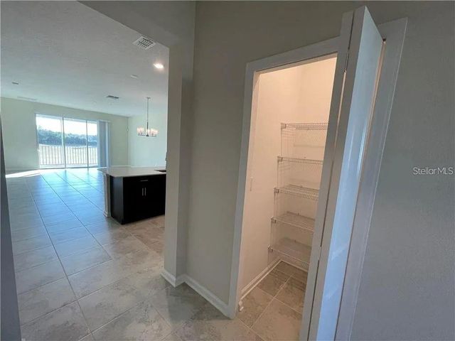 813 OCEAN COURSE AVENUE 813, Davenport, FL 33896