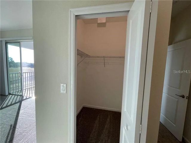 813 OCEAN COURSE AVENUE 813, Davenport, FL 33896