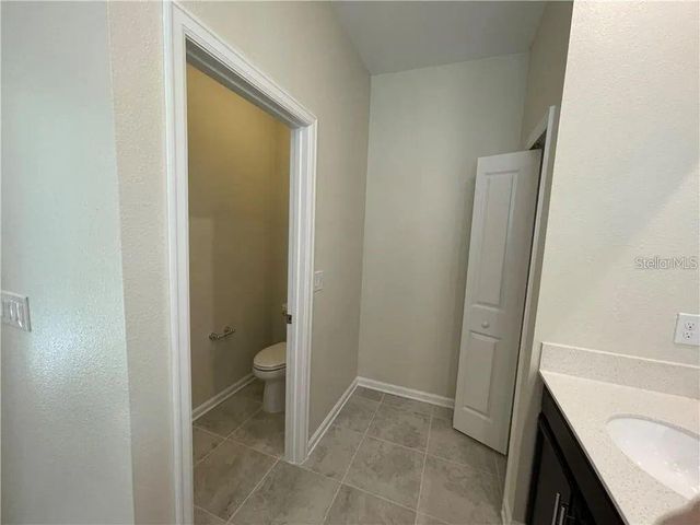 813 OCEAN COURSE AVENUE 813, Davenport, FL 33896