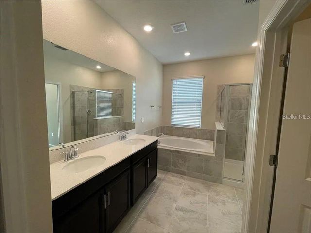 813 OCEAN COURSE AVENUE 813, Davenport, FL 33896