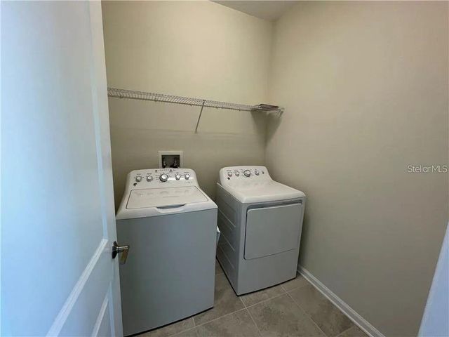 813 OCEAN COURSE AVENUE 813, Davenport, FL 33896