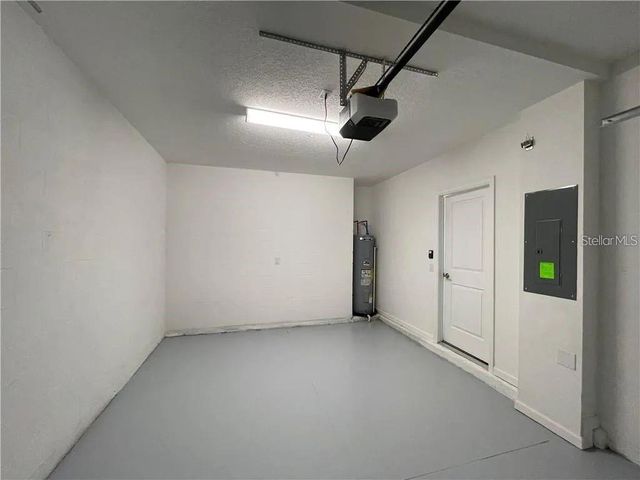 813 OCEAN COURSE AVENUE 813, Davenport, FL 33896