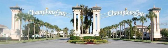 813 OCEAN COURSE AVENUE 813, Davenport, FL 33896