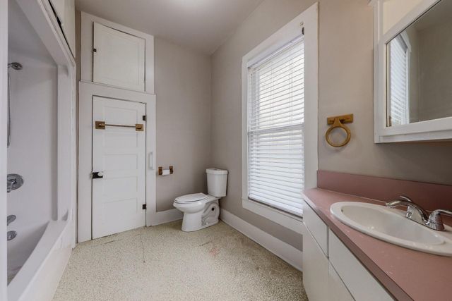 804 Main ST, Liberty Hill, TX 78642