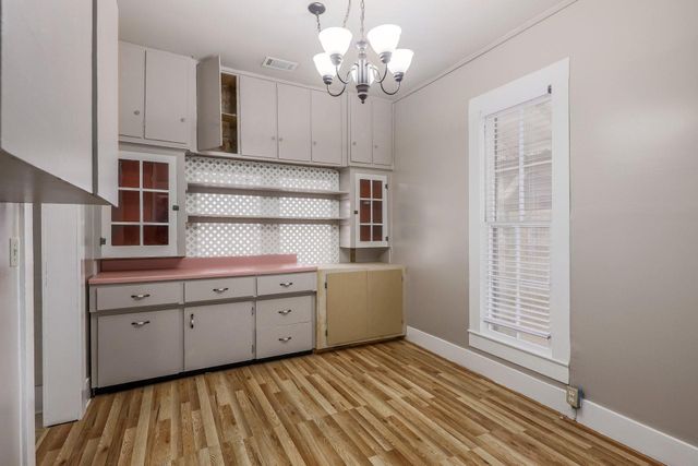 804 Main ST, Liberty Hill, TX 78642