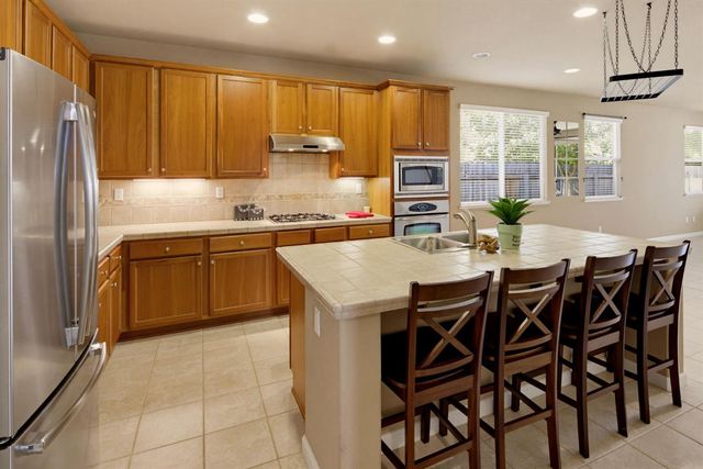 501 Welsford Ct, Lincoln, CA 95648