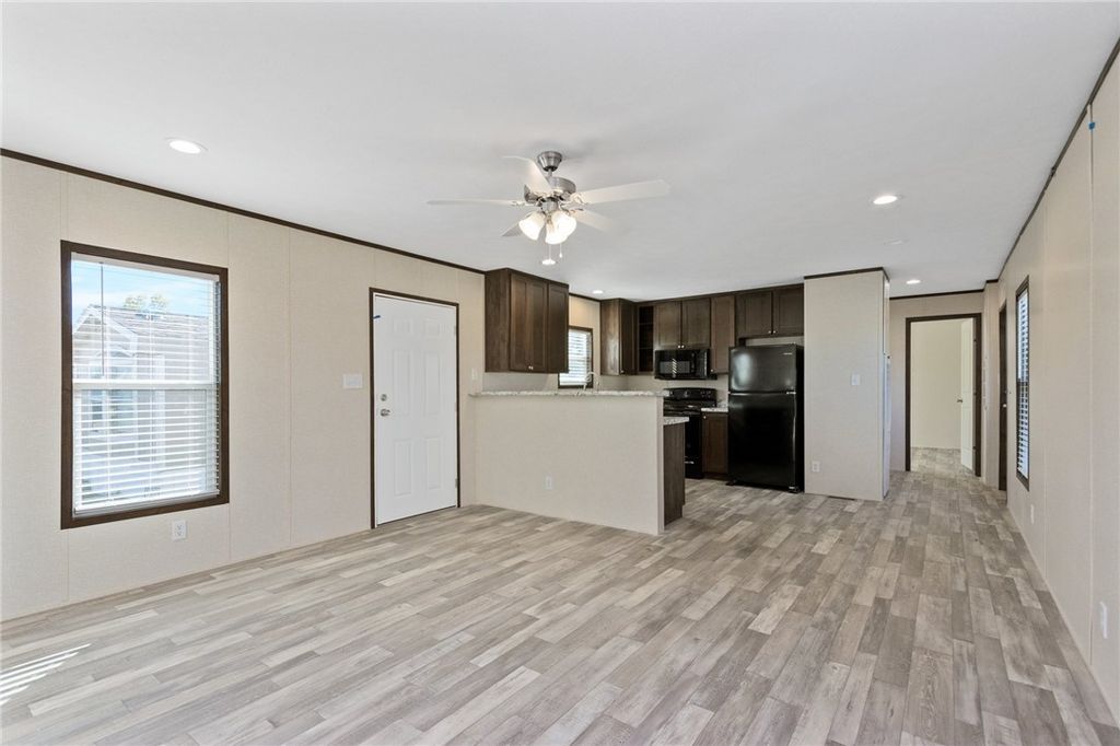 2224 U.S. Highway 87 East #17 #17, Billings, MT 59101 photo 4