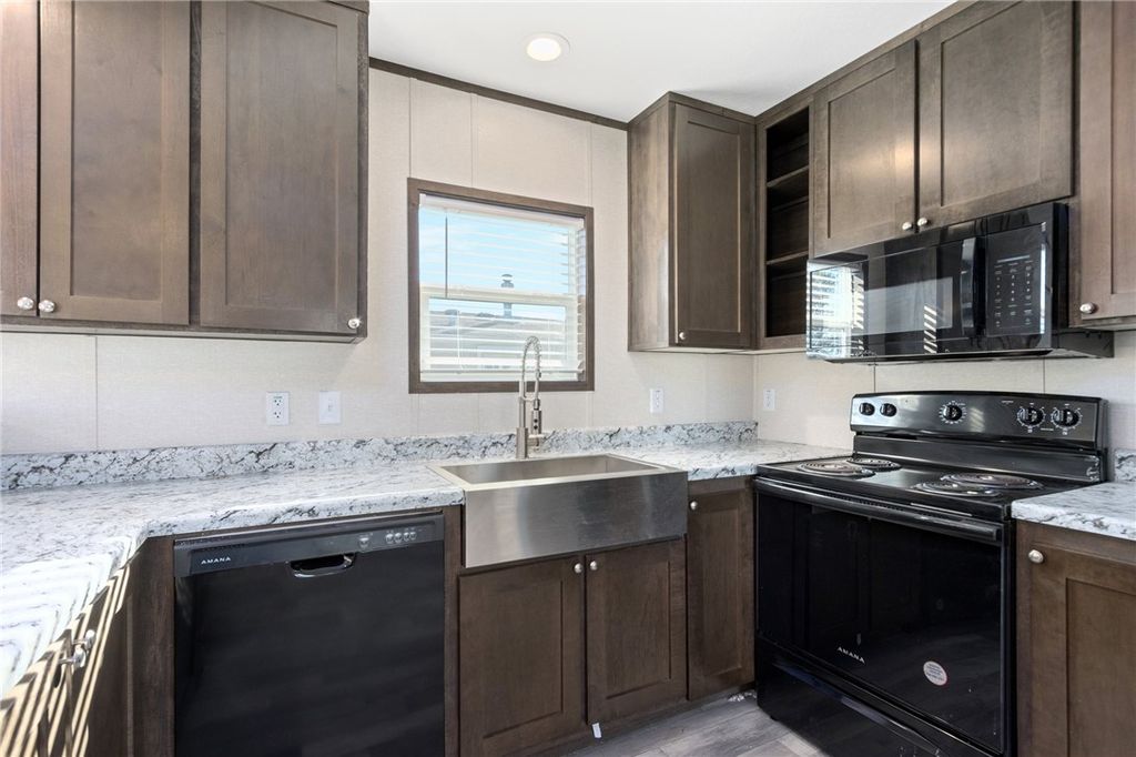 2224 U.S. Highway 87 East #17 #17, Billings, MT 59101 photo 8