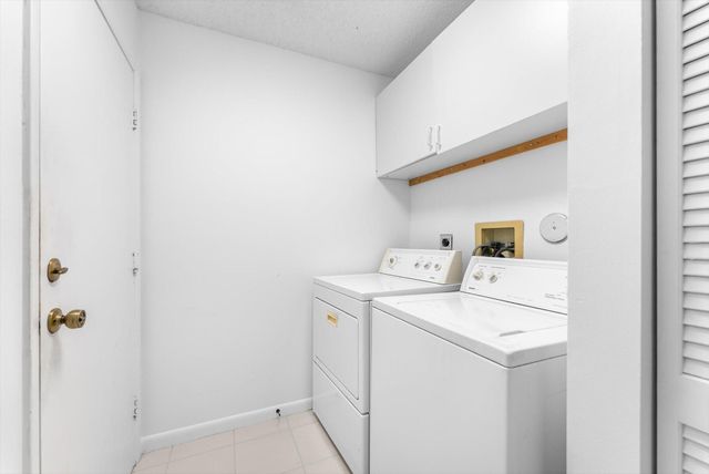 3737 Satin Leaf Court, Delray Beach, FL 33445