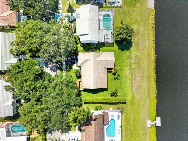 3737 Satin Leaf Court, Delray Beach, FL 33445