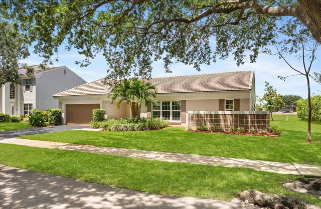 3737 Satin Leaf Court, Delray Beach, FL 33445