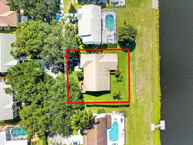 3737 Satin Leaf Court, Delray Beach, FL 33445