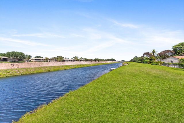 3737 Satin Leaf Court, Delray Beach, FL 33445