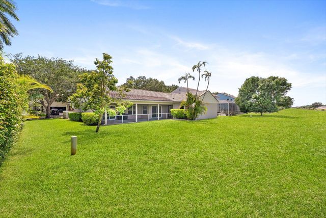 3737 Satin Leaf Court, Delray Beach, FL 33445