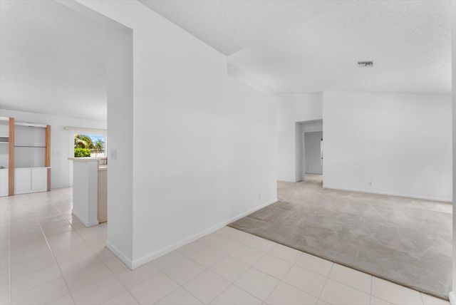 3737 Satin Leaf Court, Delray Beach, FL 33445