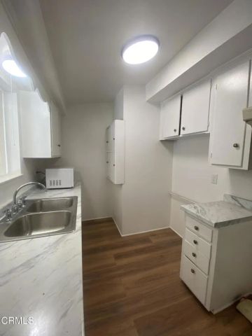 1308 Cedar Street, Santa Ana, CA 92707