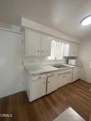 1308 Cedar Street, Santa Ana, CA 92707