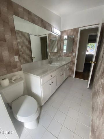 1308 Cedar Street, Santa Ana, CA 92707