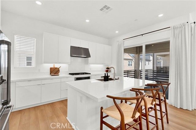 74 Dudley, Irvine, CA 92618