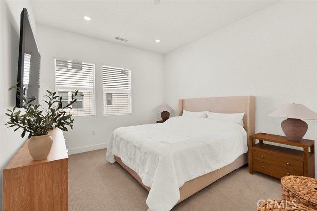 74 Dudley, Irvine, CA 92618