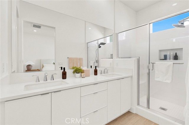 74 Dudley, Irvine, CA 92618