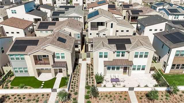 74 Dudley, Irvine, CA 92618