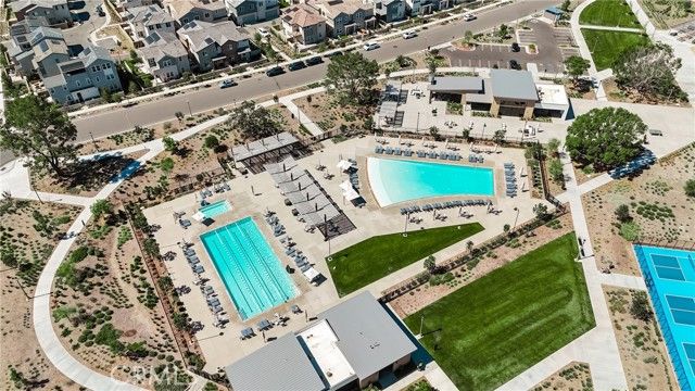 74 Dudley, Irvine, CA 92618