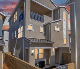 74 Dudley, Irvine, CA 92618