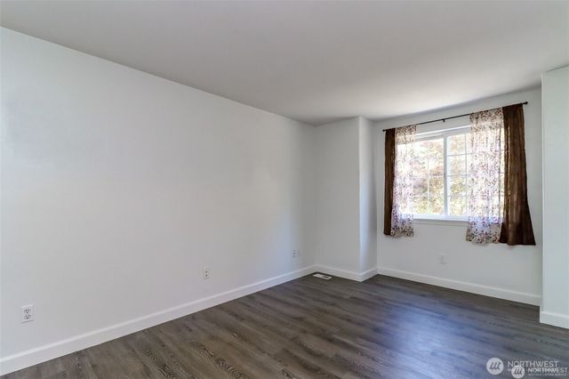 2516 Harts Lake Road S, Roy, WA 98580