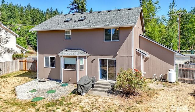 2516 Harts Lake Road S, Roy, WA 98580