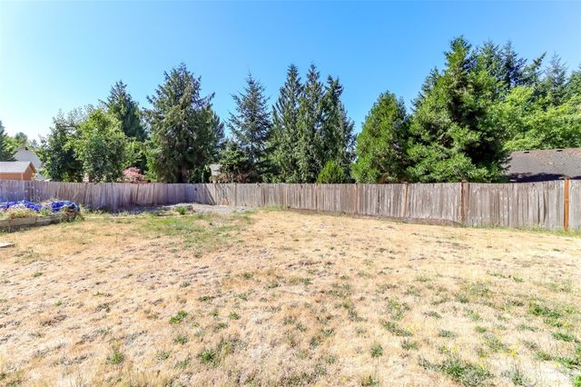 2516 Harts Lake Road S, Roy, WA 98580