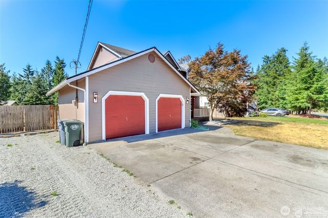 2516 Harts Lake Road S, Roy, WA 98580
